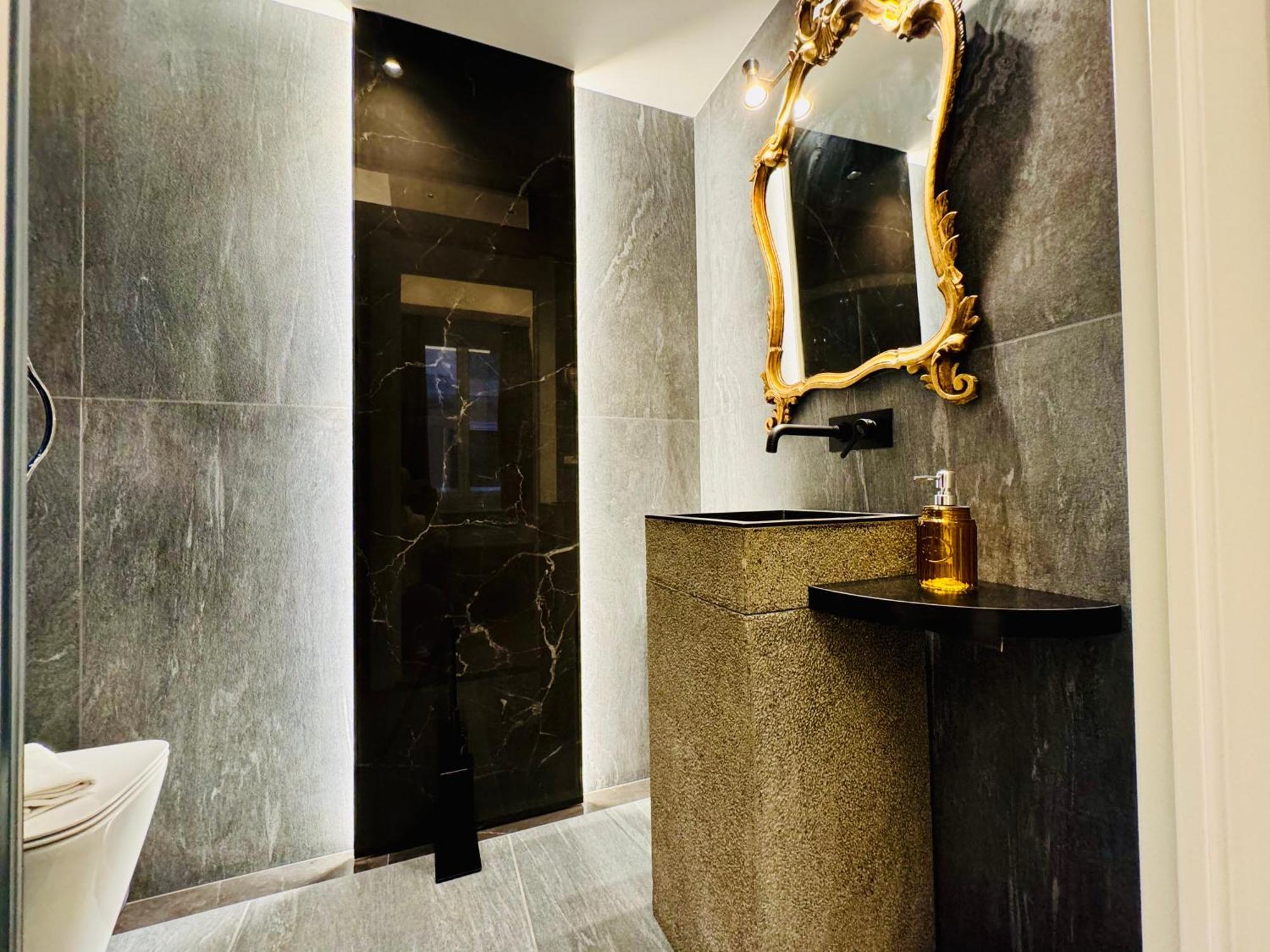 Hotel Antiqua Domus à Rome Extérieur photo